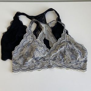 2 Bralettes